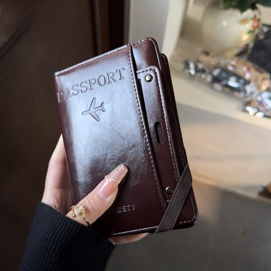 Passport Holder and Wallet in  - Travel Accessories For Plane recension och pris