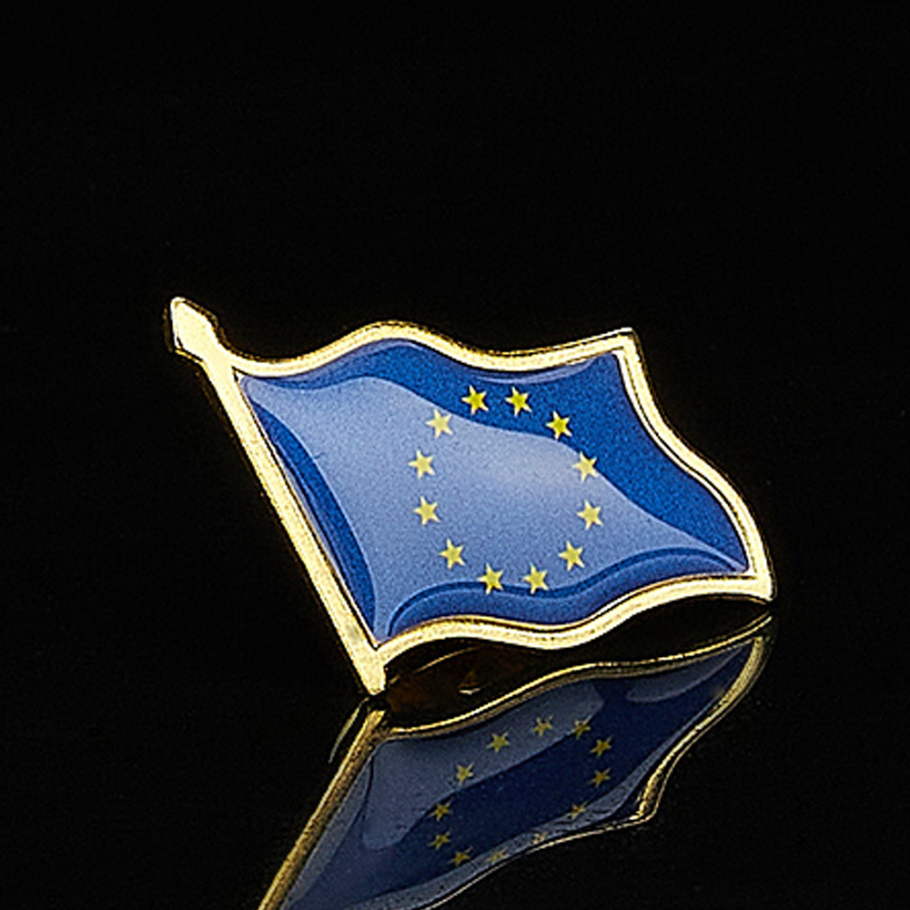 European Union Patriotism Badg - Travel Accessories For Europe recension och pris