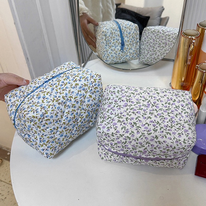 Storage Organizer Floral Puffy - Travel Accessories Needed recension och pris